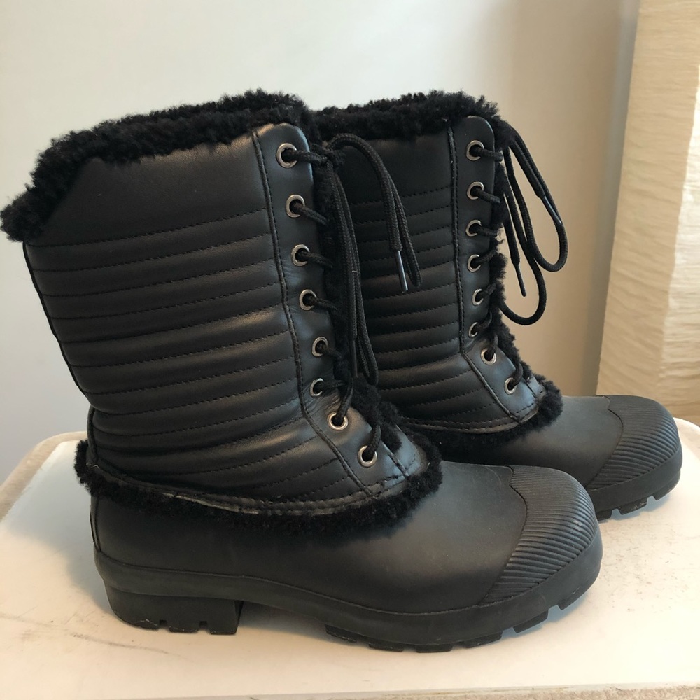 Hunter fur-lined snow boots